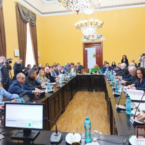Dispută între consilierii PNL și PSD pe tema Galei Mihai Eminescu