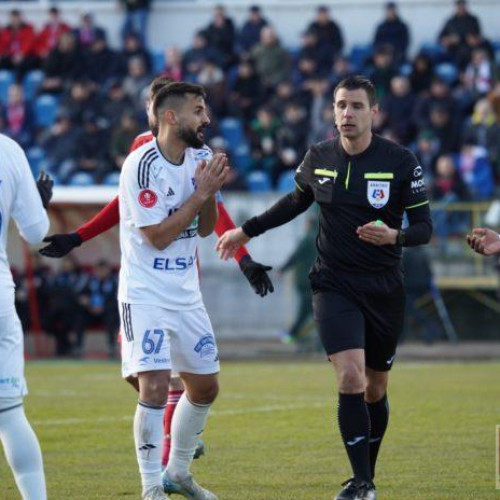 Un incident rar în fotbalul românesc: arbitraj precar la FC Botoșani - Sepsi OSK