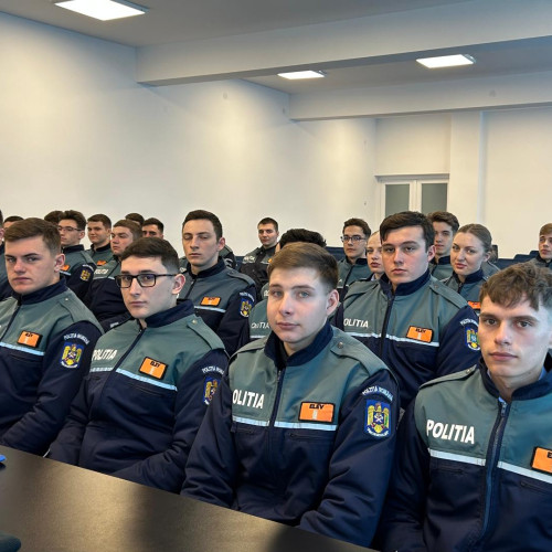 Stagiu de practică pentru elevii școlilor de agenți de poliție la Botoșani