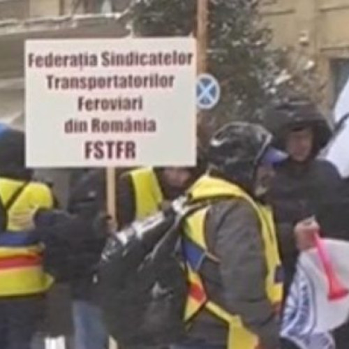 Protest masiv al sindicaliștilor CNAIR în fața Ministerului Transporturilor