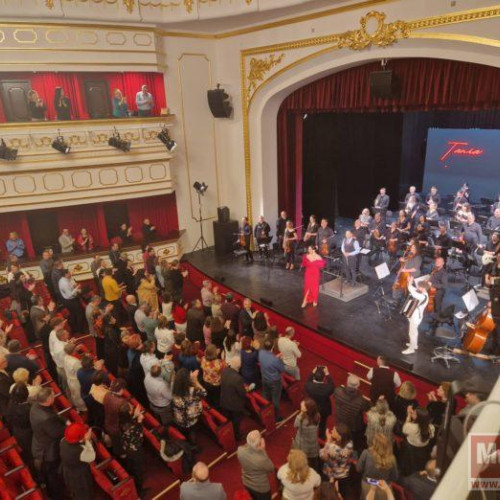 Filarmonica Botoșani a sărbătorit Ziua Îndrăgostiților cu un concert special