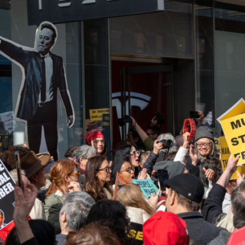 Nouă arestări în urma protestelor împotriva lui Elon Musk în New York