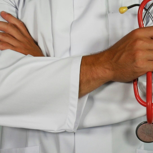 Medic din Botoșani colaborează cu Spitalul Județean Suceava