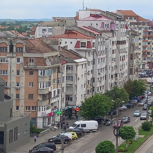 Proprietarii de apartamente din România trebuie să își declare contractele de închiriere