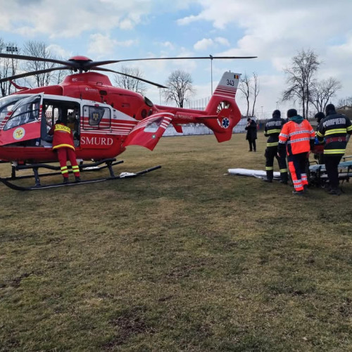 Elicopter SMURD chemat pentru un bebeluș în stare gravă în Botoșani