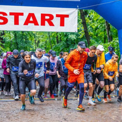 Peste 100 de botosaneni participă la evenimentul Forest Run din Pădurea Rediu