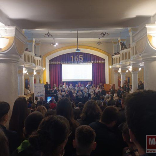 Elita matematicii din Romania s-a reunit la Botosani