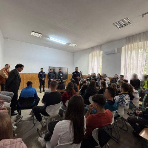 Elevii din comuna Pomirla au participat la un eveniment dedicat siguranței