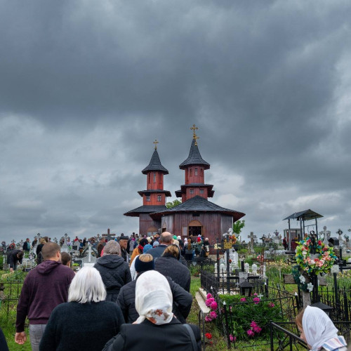 Episcopul vicar Nichifor Botosaneanul a sfintit o biserica in judetul Botosani