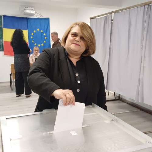 Cristina Lacatușu, liderul USR Botoșani, a votat la alegerile prezidențiale