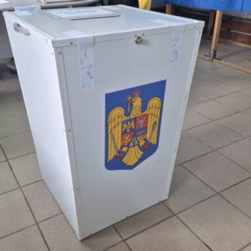 Alegerile continuă să atragă atenția cetățenilor