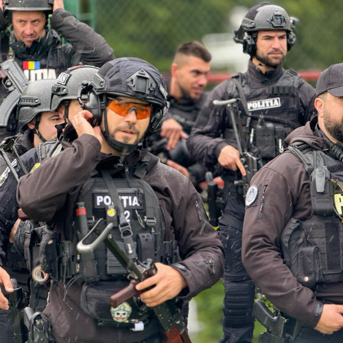 Peste 100 de polițiști și luptători din mai multe județe participă la un exercițiu internațional