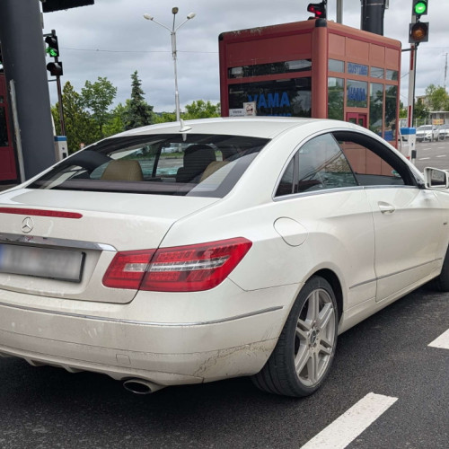 Bărbat cu cetățenie română, prins conducând un autoturism fără drept de circulație