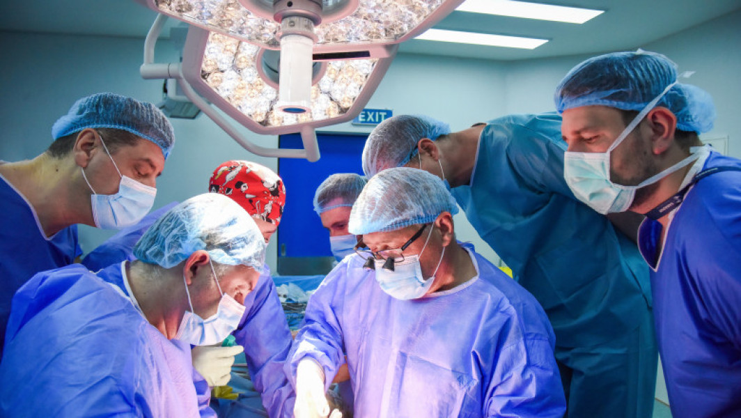 Performanțe deosebite în transplantul hepatic de la donator viu, la Spitalul Clinic SANADOR