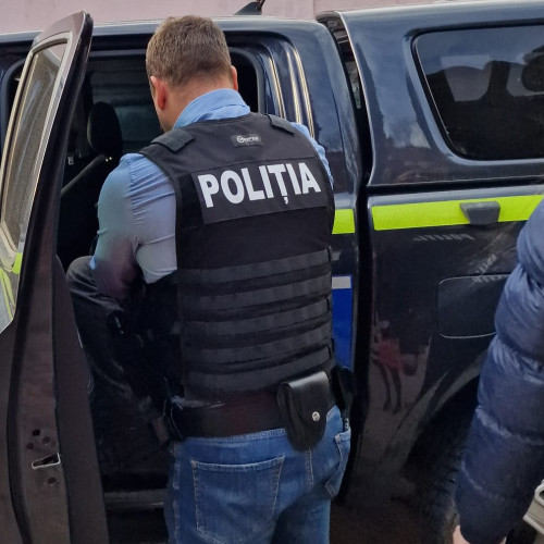 Tânăr din Botoșani, arestat după ce a încercat să păcălească poliția