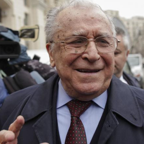 Ion Iliescu, diagnosticat cu cancer pulmonar, se află internat la spitalul &quot;Agrippa Ionescu&quot; din Capitală