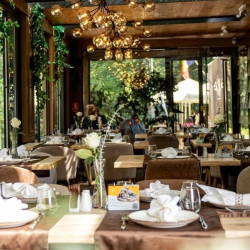 Controale la hotelurile și restaurantele din Botoșani. Inspectorii muncii au dat amenzi de 275.000 lei