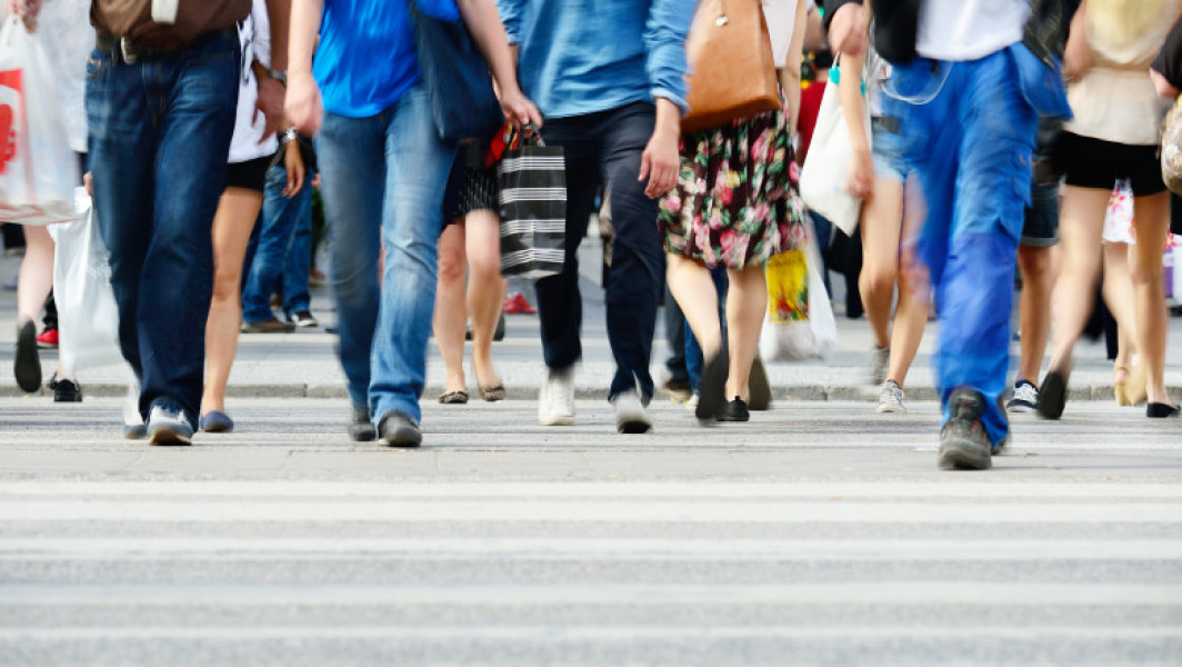 Mai puţini români cer un rol mai mare al UE în protejarea cetăţenilor