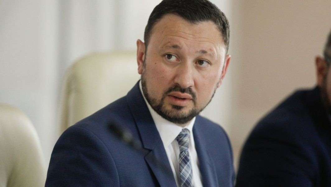Fechet cere rezilierea contractului pentru drumul din Pădurea Băneasa