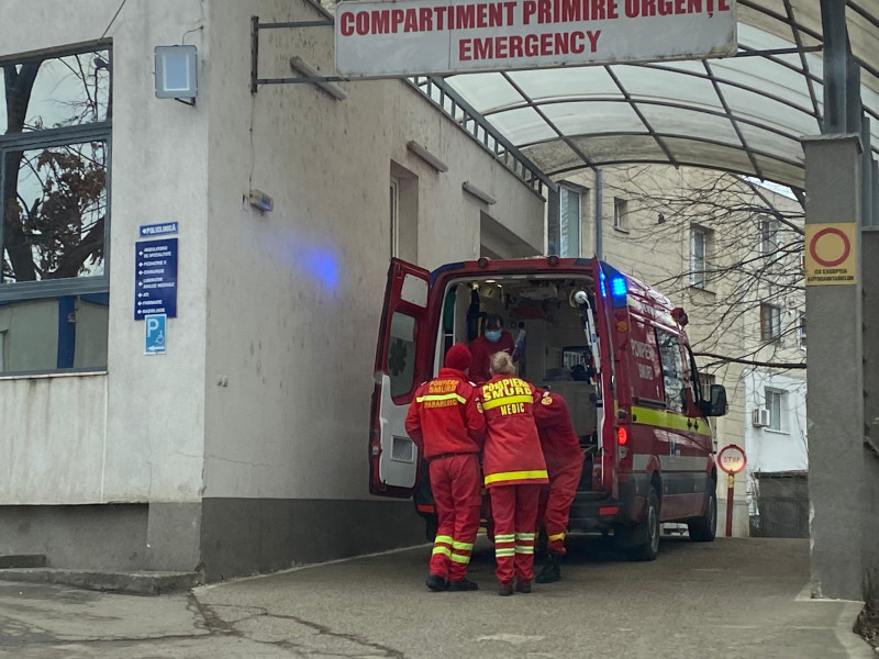 Copii din Botoșani, internați după arsuri, tăieturi și alte accidente