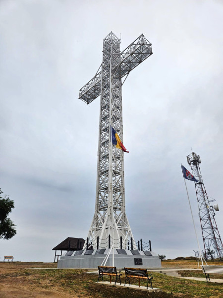 Cea mai mare cruce din Botoșani va fi sfințită la Ibănești