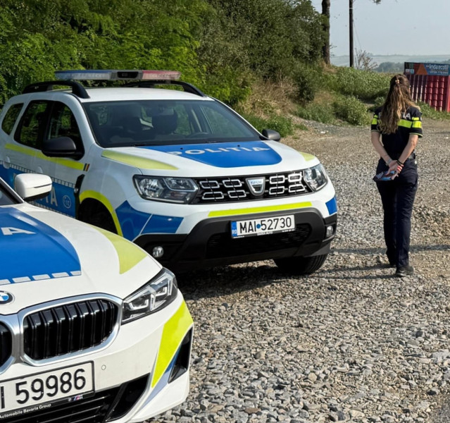 Polițiștii din Ștefănești verifică zeci de autovehicule și persoane în Botoșani