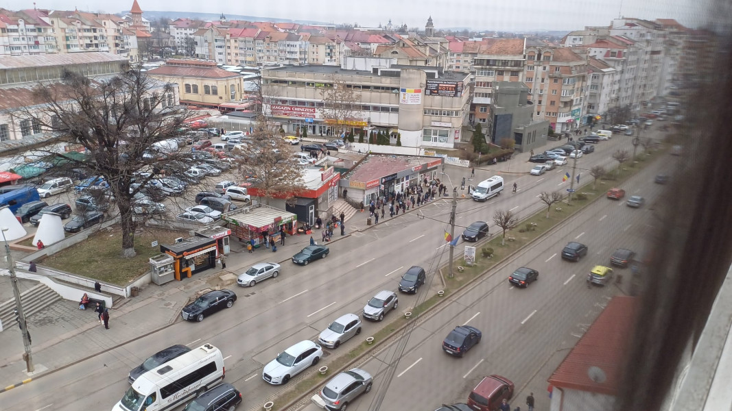 Șoferii din Botoșani pierd aproape șapte zile anual din cauza traficului aglomerat