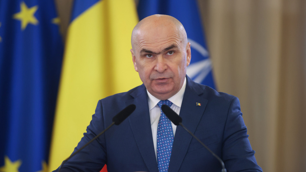 Bolojan explică măsurile din educație prin criza financiară a României