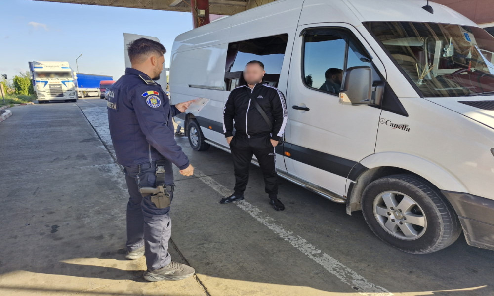 Bărbat prins la frontiera Stânca cu permis de conducere fals cumpărat online