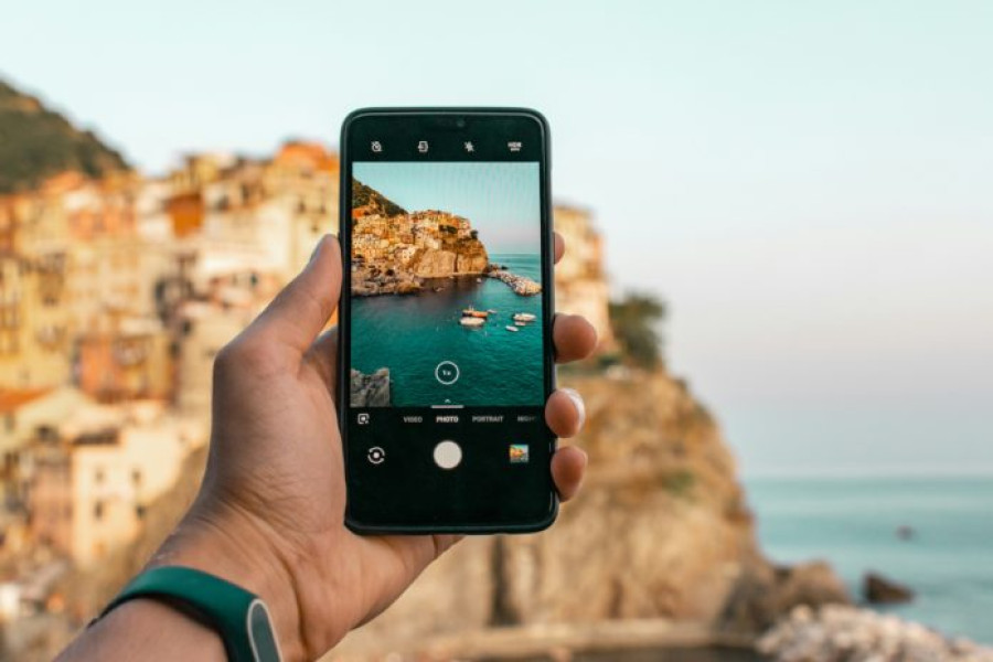 Companiile tech au preluat peste 15 milioane de videoclipuri YouTube pentru antrenarea AI