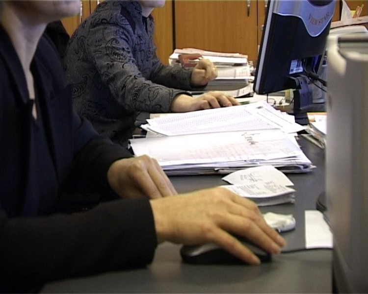 Numărul bugetarilor din administrația centrală a crescut în iulie, spre surprindere