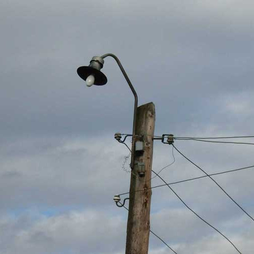 Primăria Cândești va înlocui toate lămpile de iluminat stradal cu LED-uri