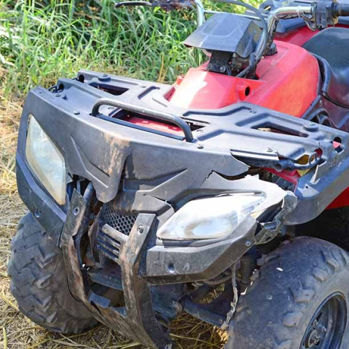 Tânăr din Botoșani cercetat după ce a fost prins conducând un ATV neînmatriculat