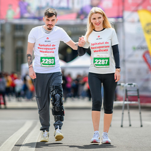 Andrei a învins paralizia după accident și a alergat semimaratonul de la Iași