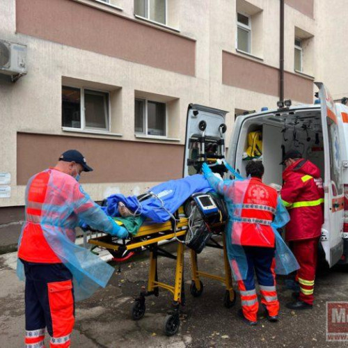 Tânăr din Vorona-Teodoru a suferit arsuri grave după ce și-a dat foc în fața familiei