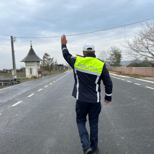 Inspector ITM Botoșani, lăsat fără certificatul mașinii de serviciu din cauza talonului uzat