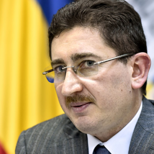 Consiliul Concurenței: Nu au fost primite notificări oficiale privind preluarea Lukoil și Carrefour