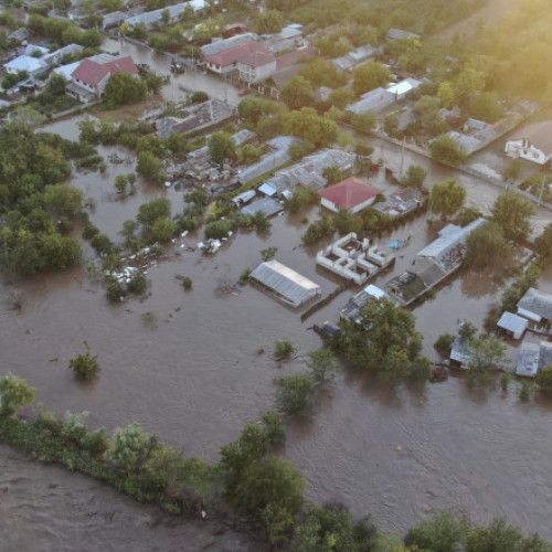 Ministrul mediului oprește sporurile la Apele Române după inundațiile din Galați